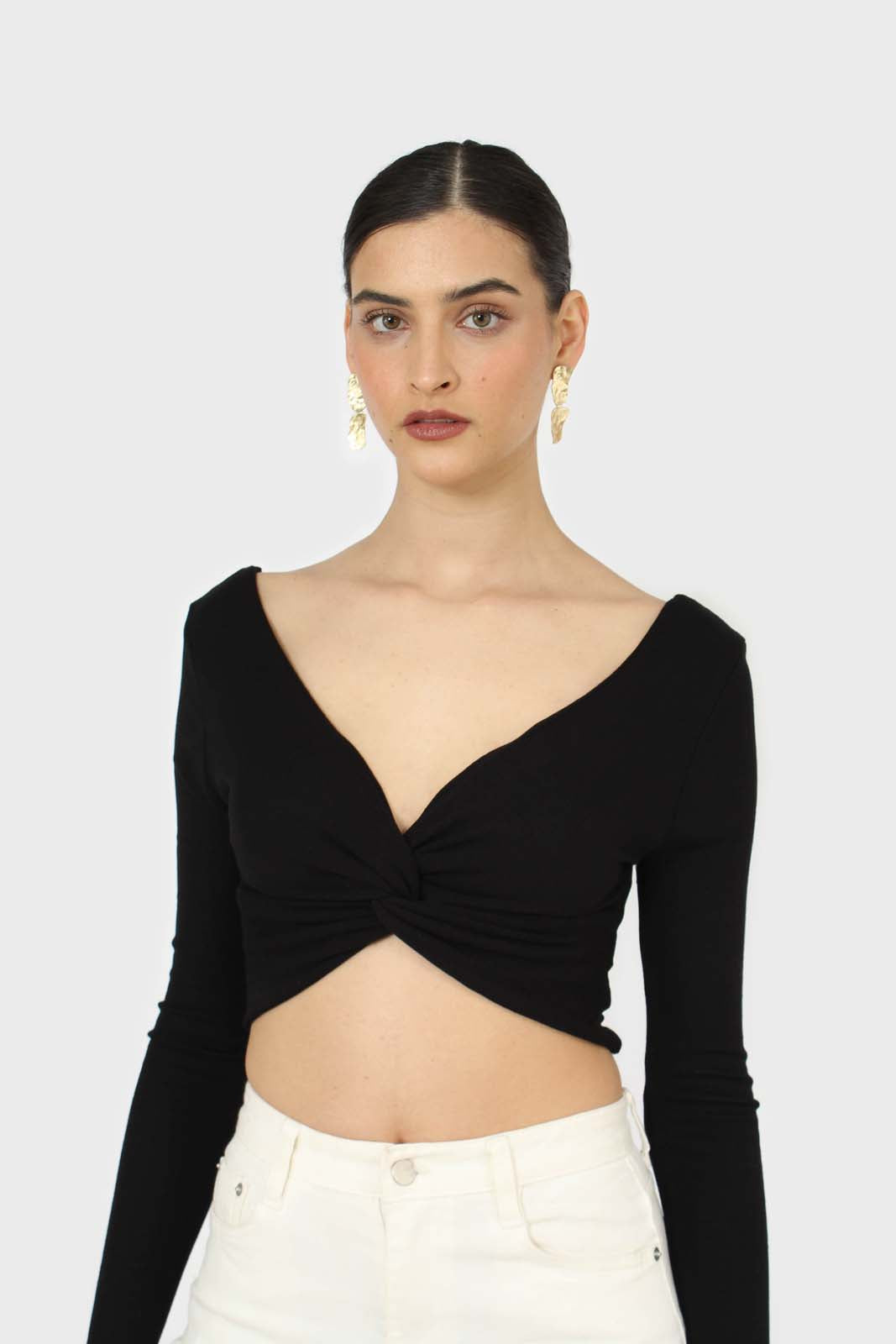 Black twist front long sleeve crop top