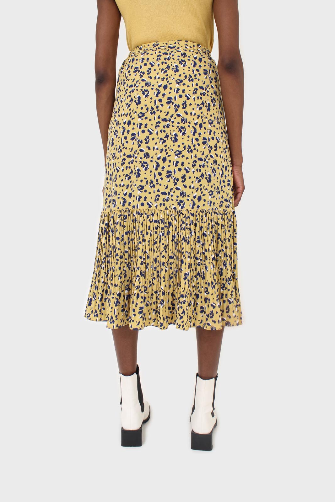 Yellow and blue animal print pleat hem maxi skirt
