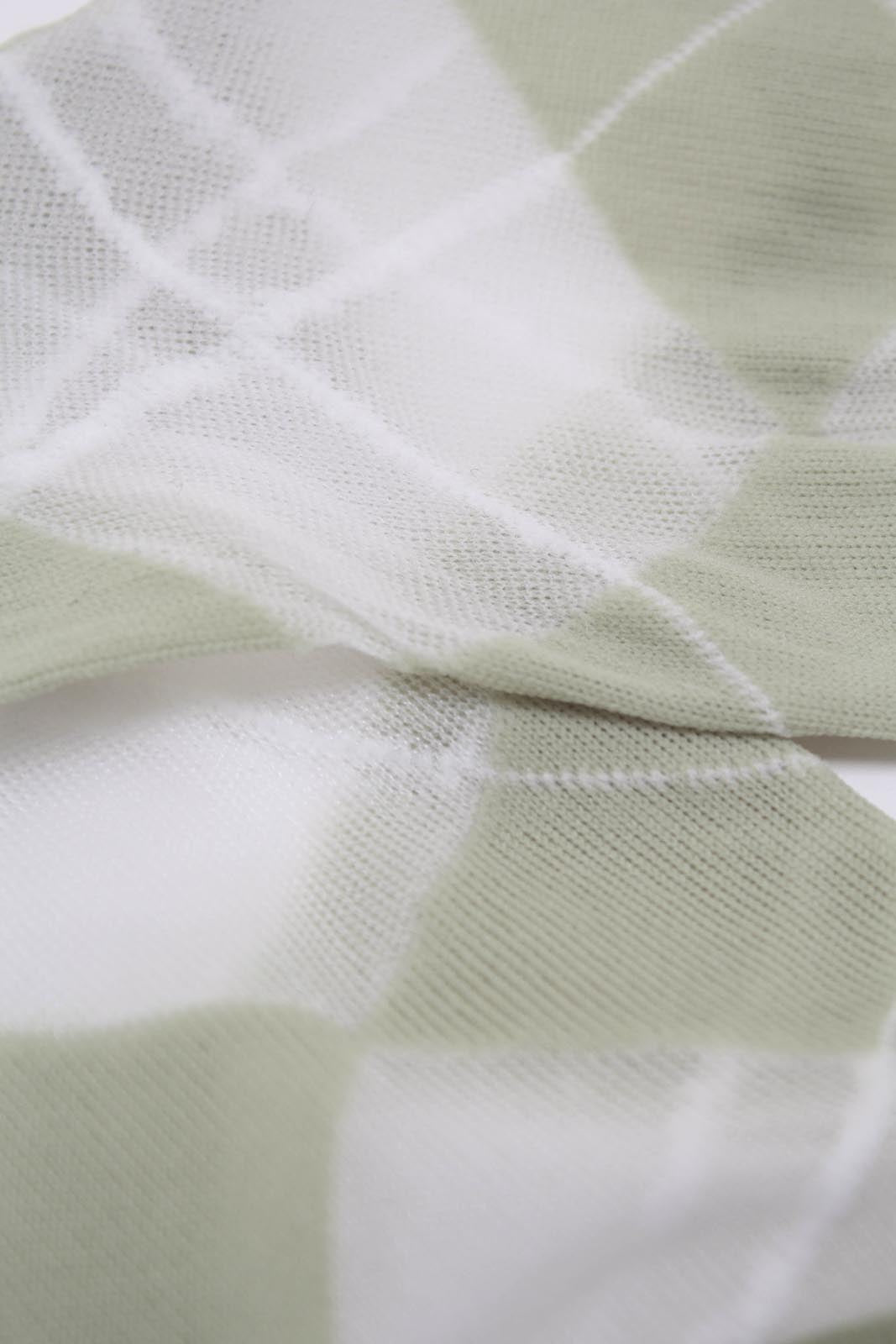 Green and white argyle cotton socks