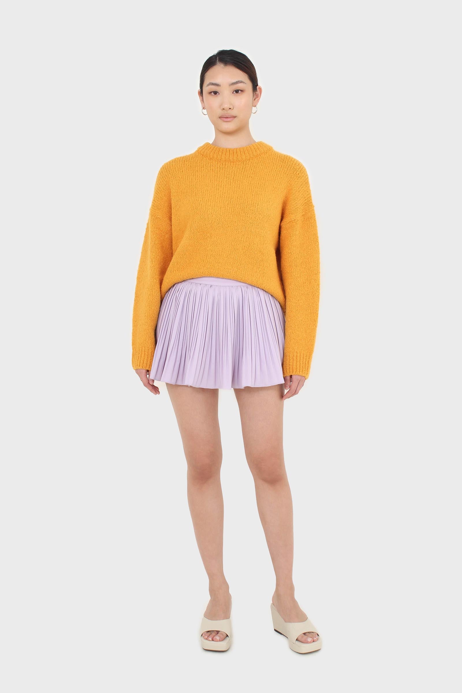 Lilac pleated silky mini skirt