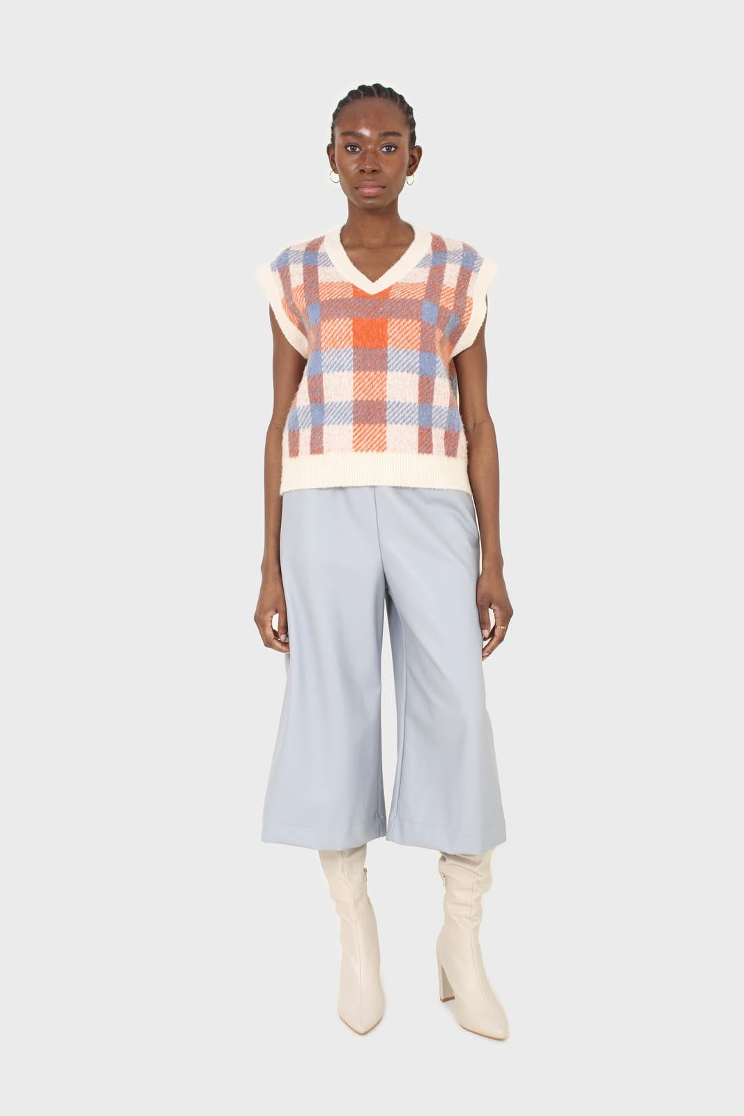 Light blue vegan leather wide leg short trousers