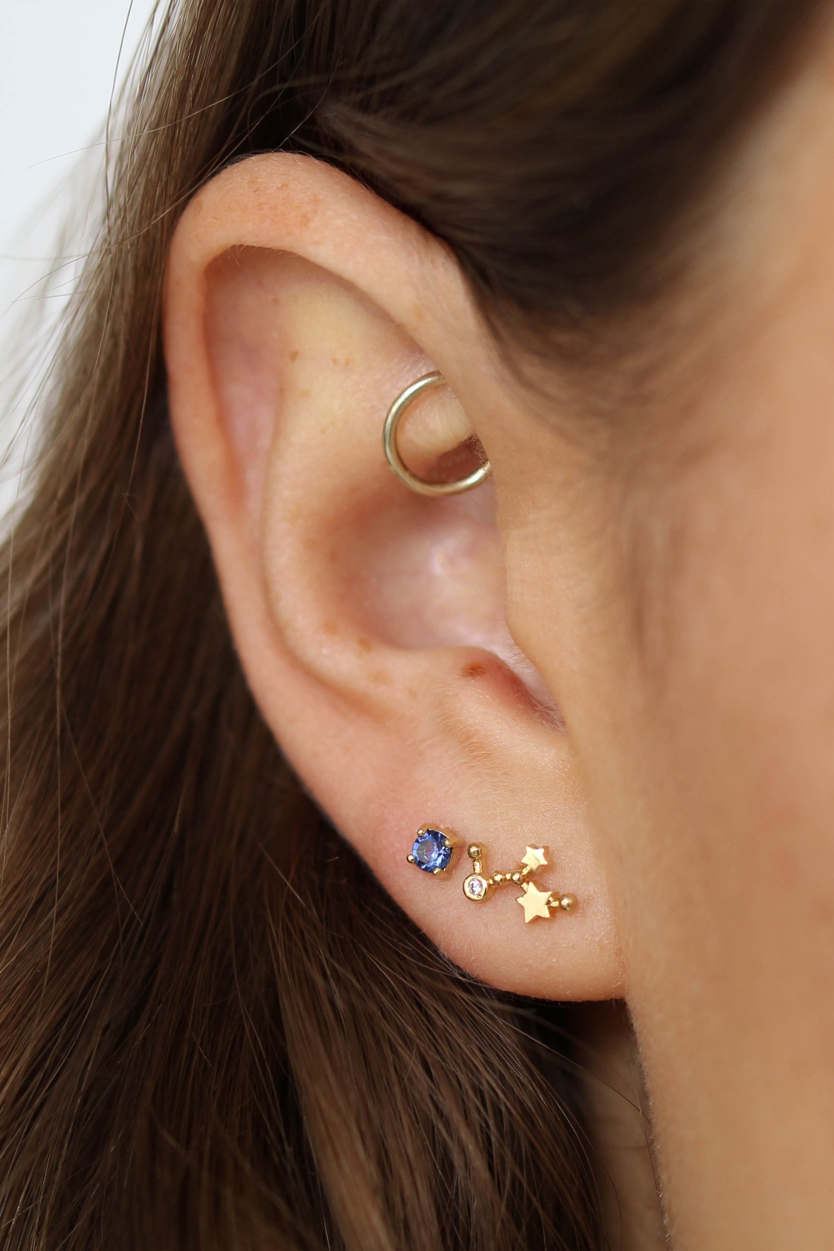 Gold birthstone zodiac earrings / Sep - Sapphire dark blue