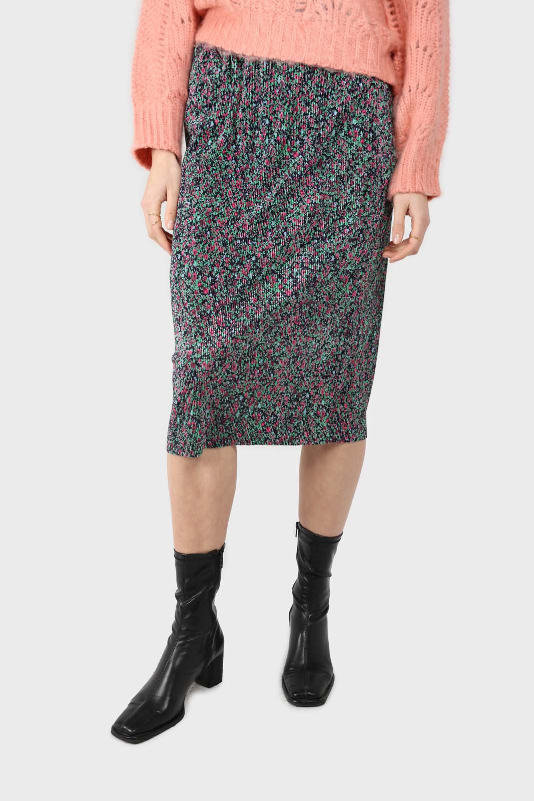 Black and pink floral ribbed maxi skirt