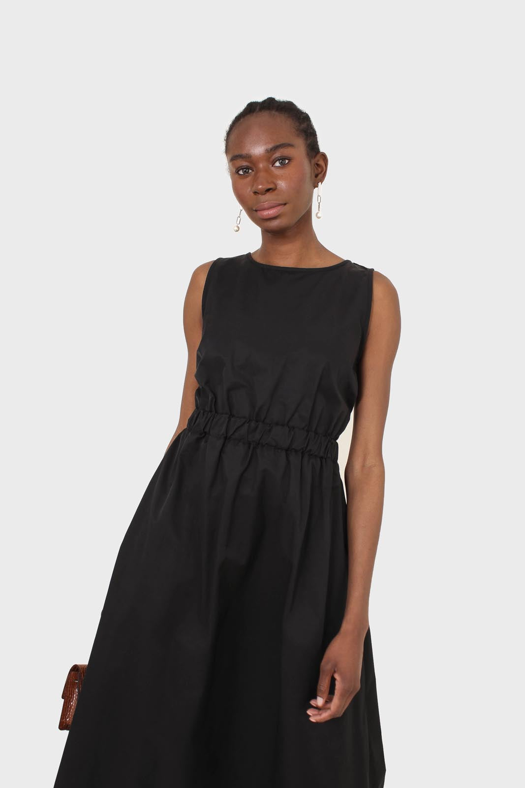 Black sleeveless flare open back maxi dress