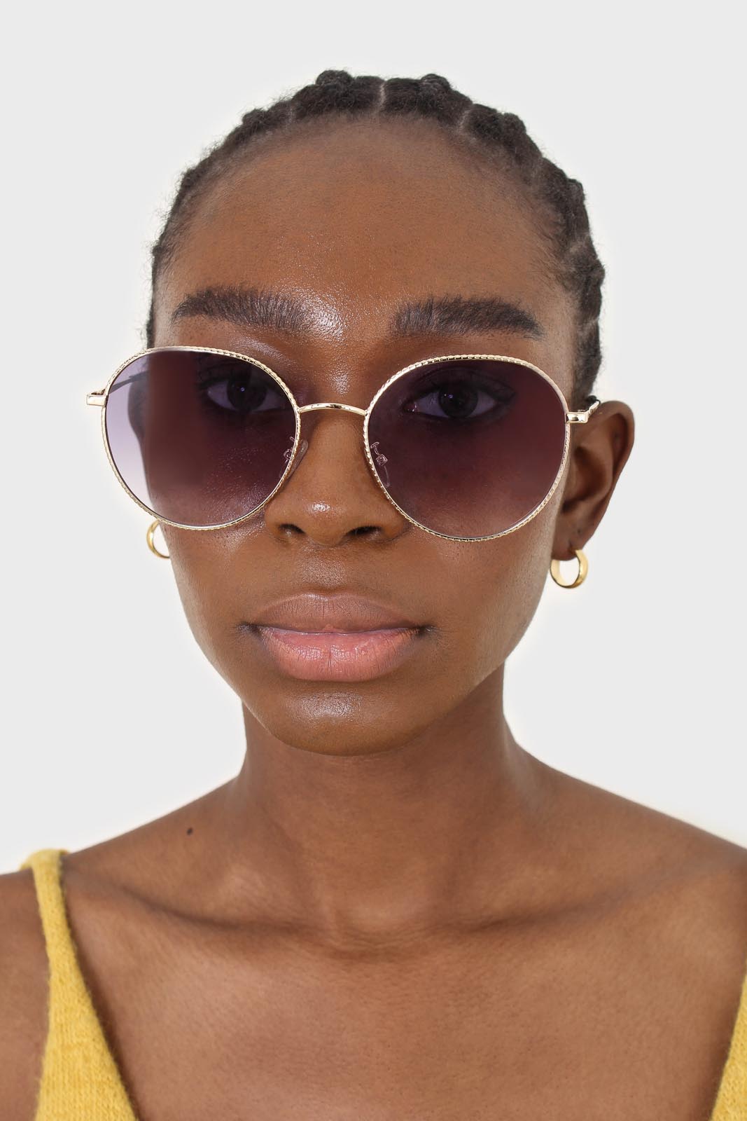 Black graded lens gold frame aviator sunglasses