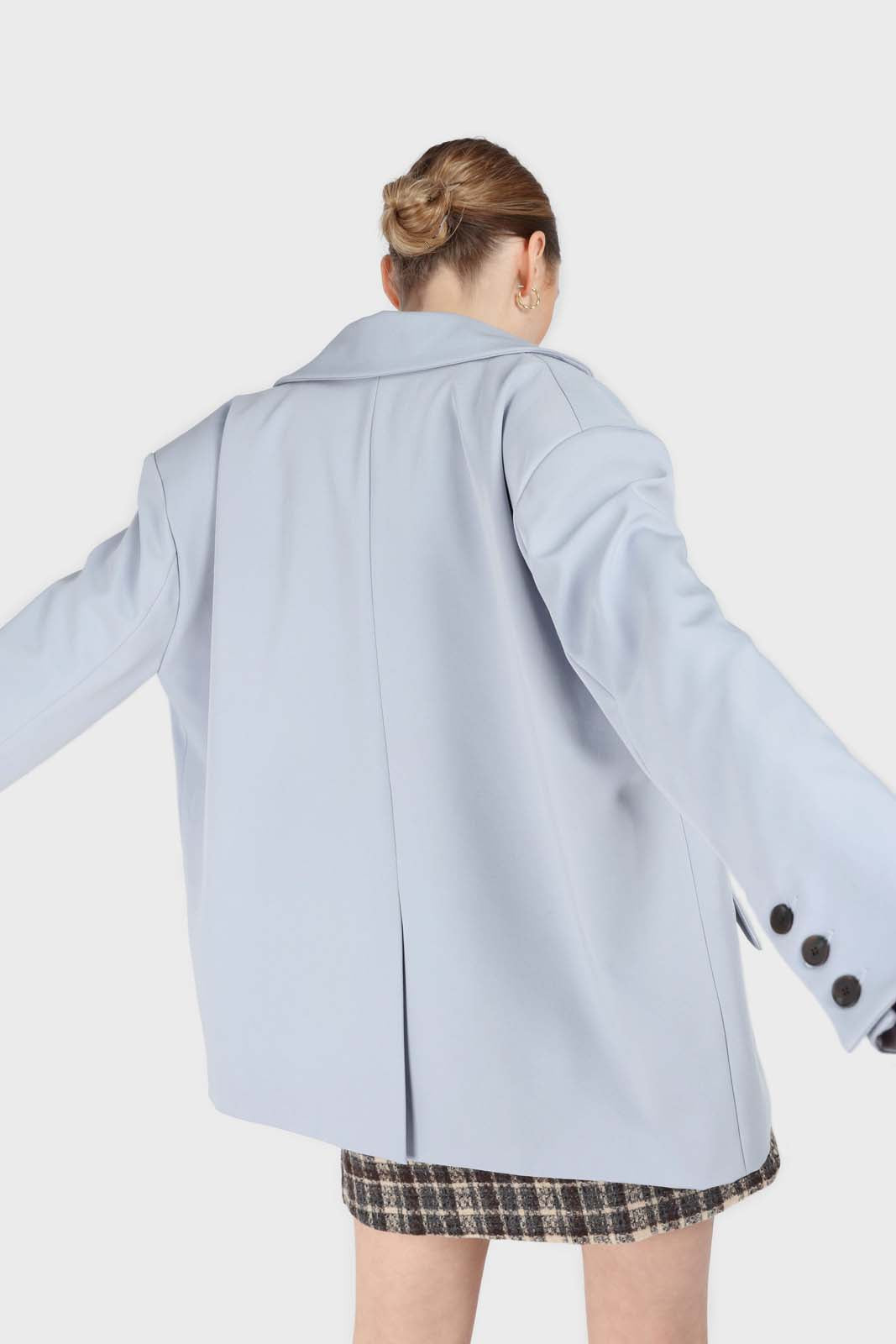 Powder blue contrast button oversized blazer