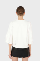 White sharp seamed 3/4 sleeve top