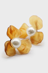 Tortoise shell and pearl flower stud earrings