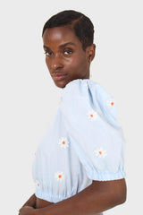 Blue embroidered daisy short sleeved top