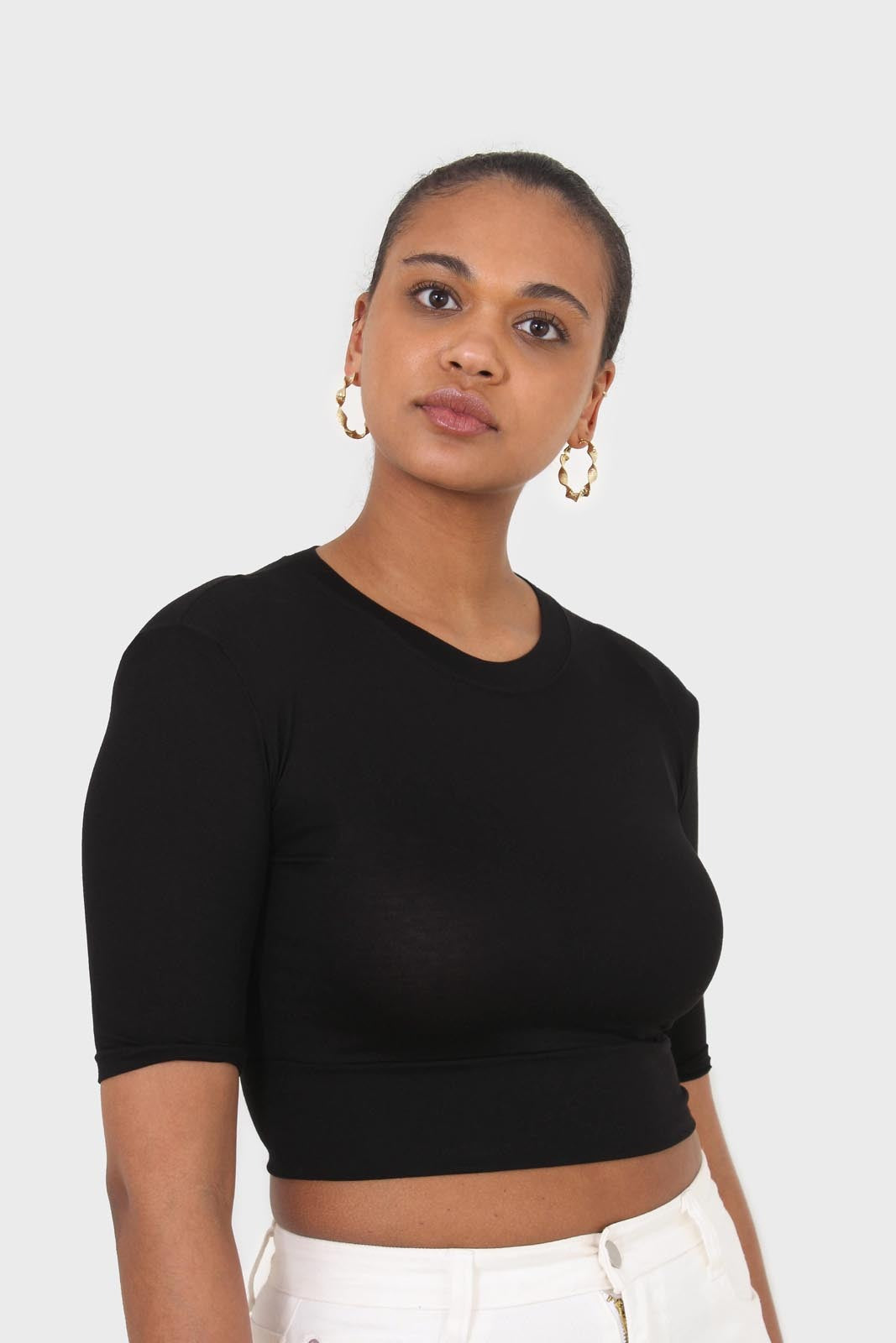 Black side slit padded shoulder tee