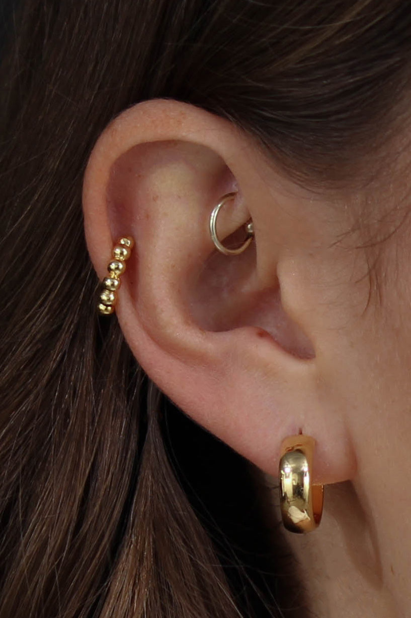 Gold thick stacked ball ear cuff - 8.5mm