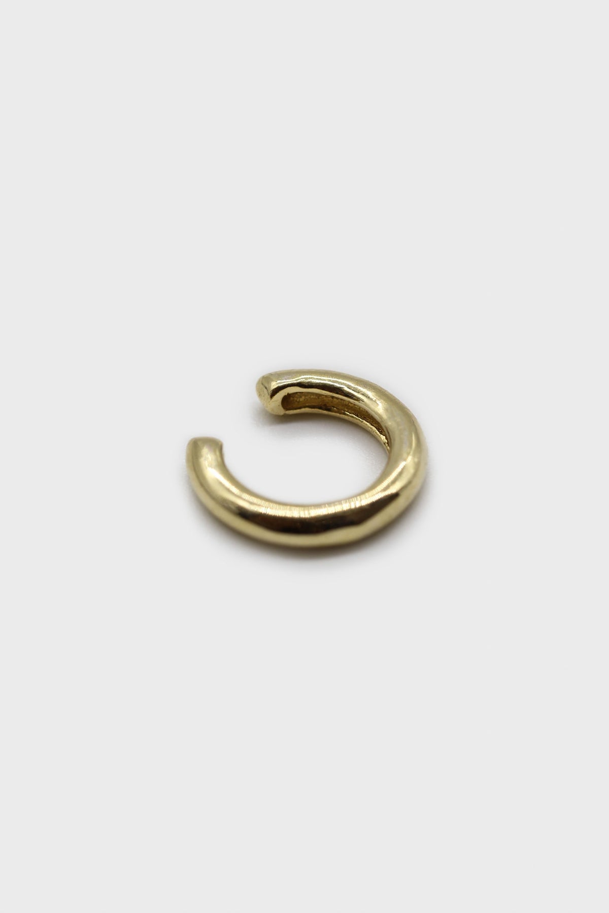 Gold simple bold ear cuff - 8mm