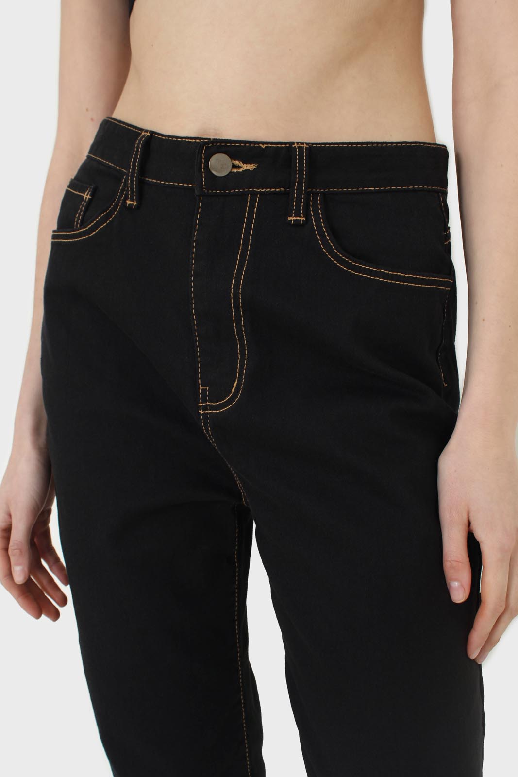 Black and beige contrast stitch jeans - 957