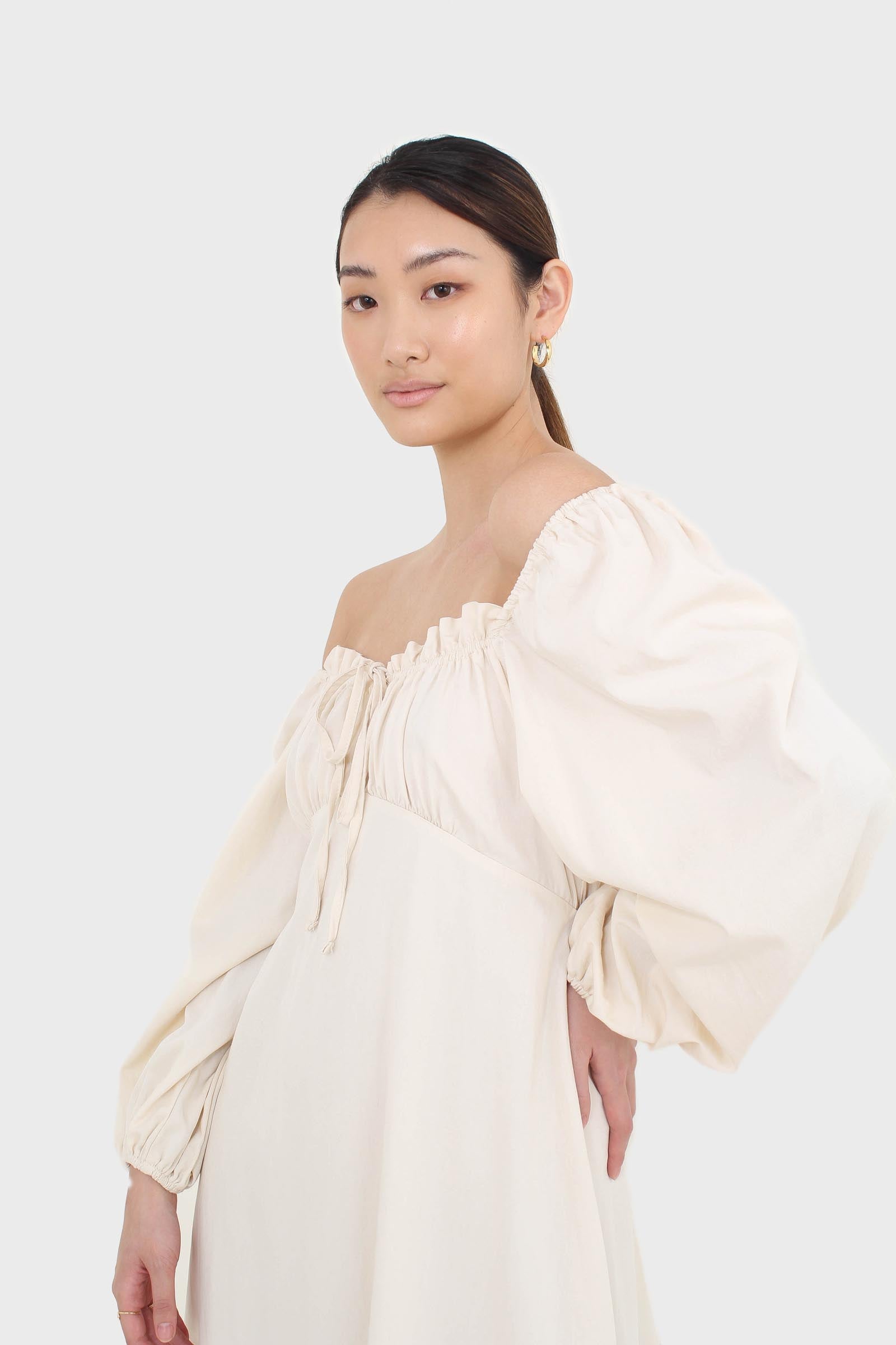 Ivory off shoulder cinched waist peasant dress