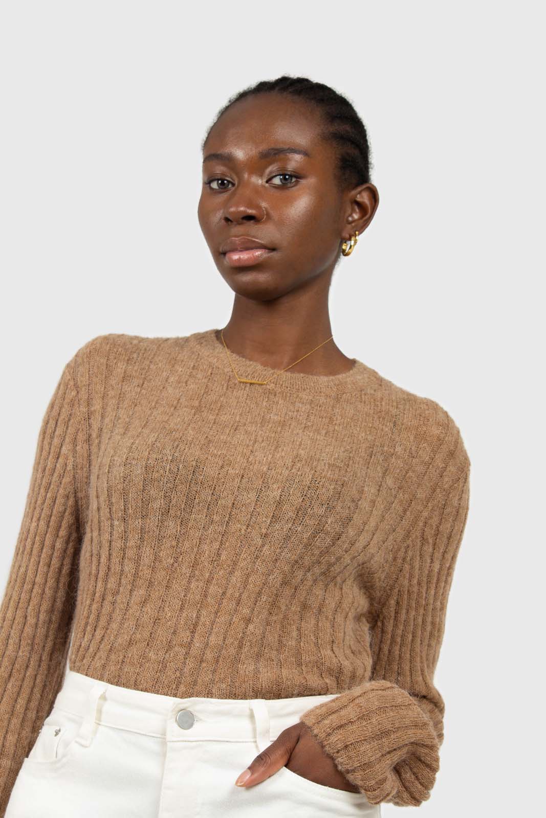 Brown alpaca blended sweater