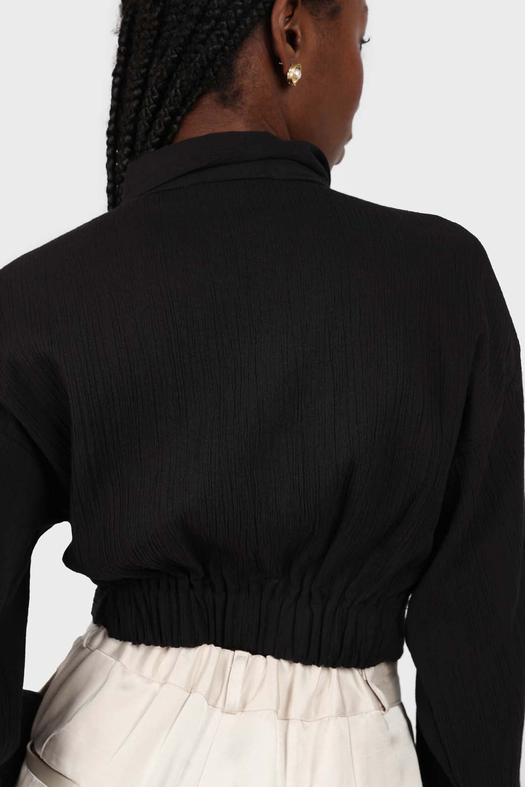 Black twist front cropped shirt
