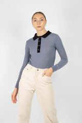 Blue contrast black collar knit top