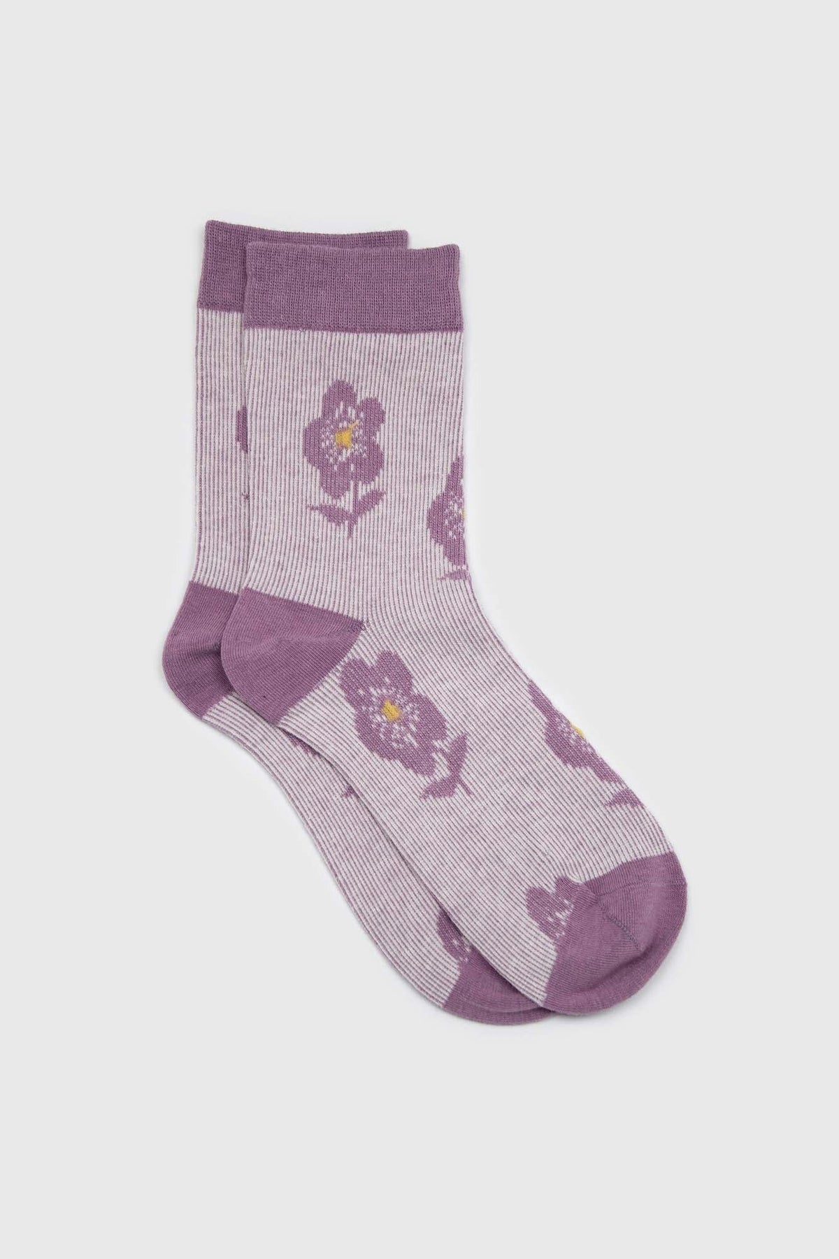 Lilac jacquard flower socks