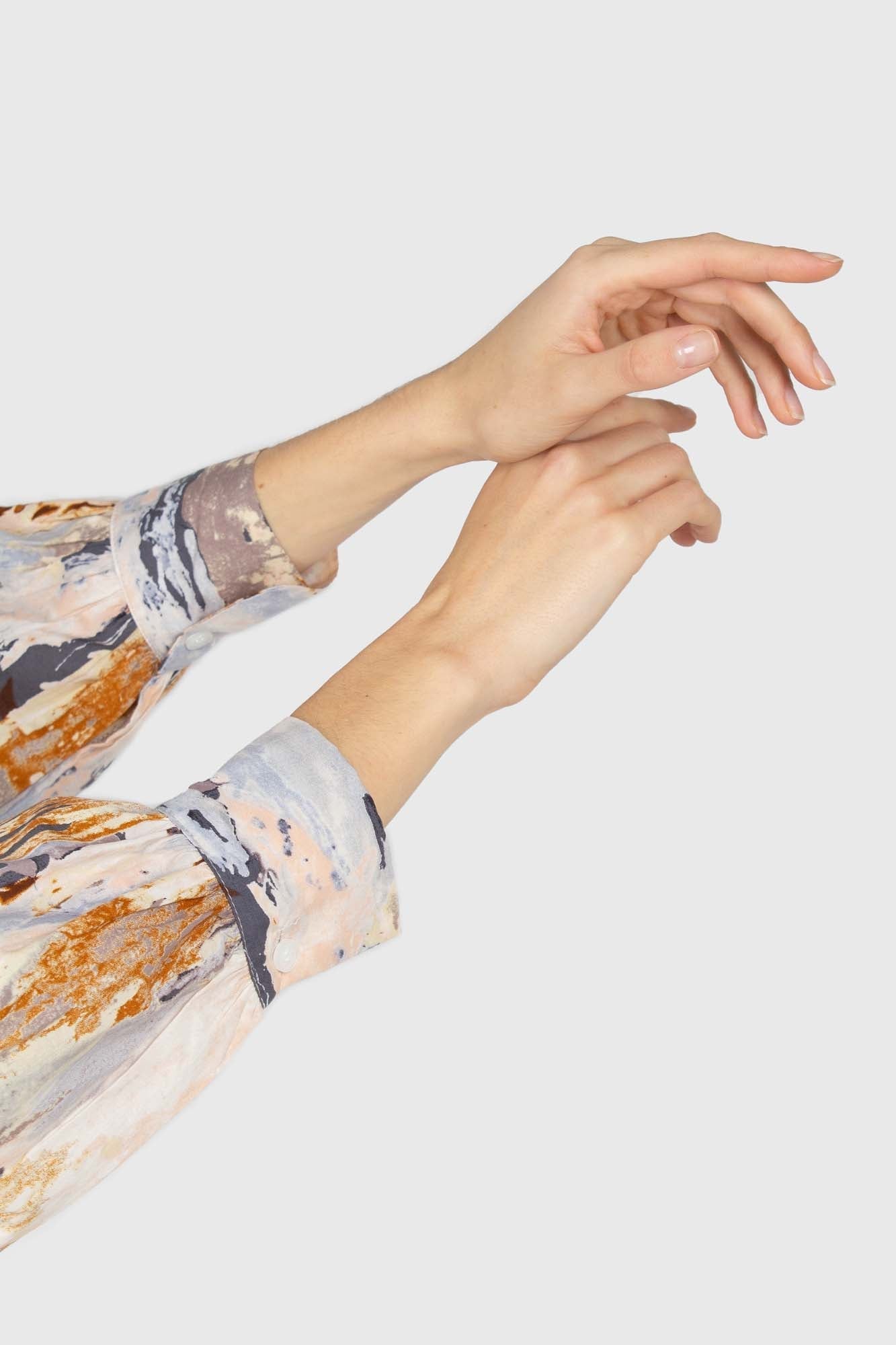 Rust marble print cropped cotton shirt