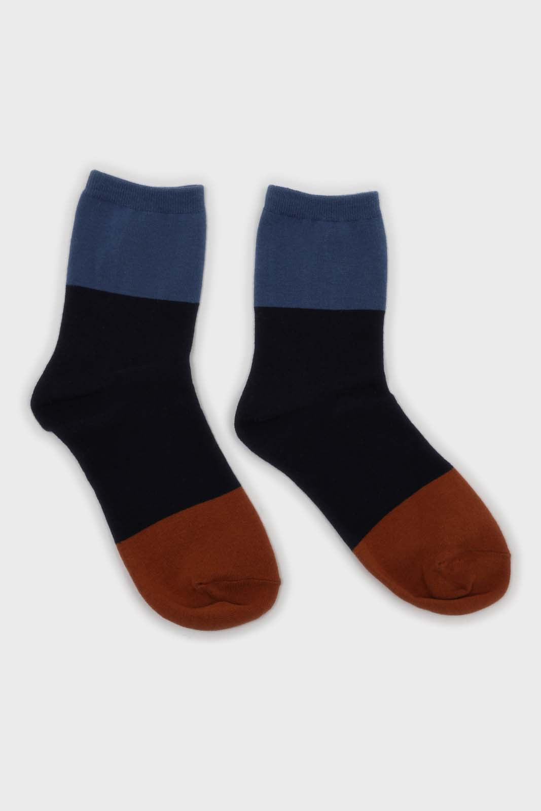 Navy and blue triple colorblock socks