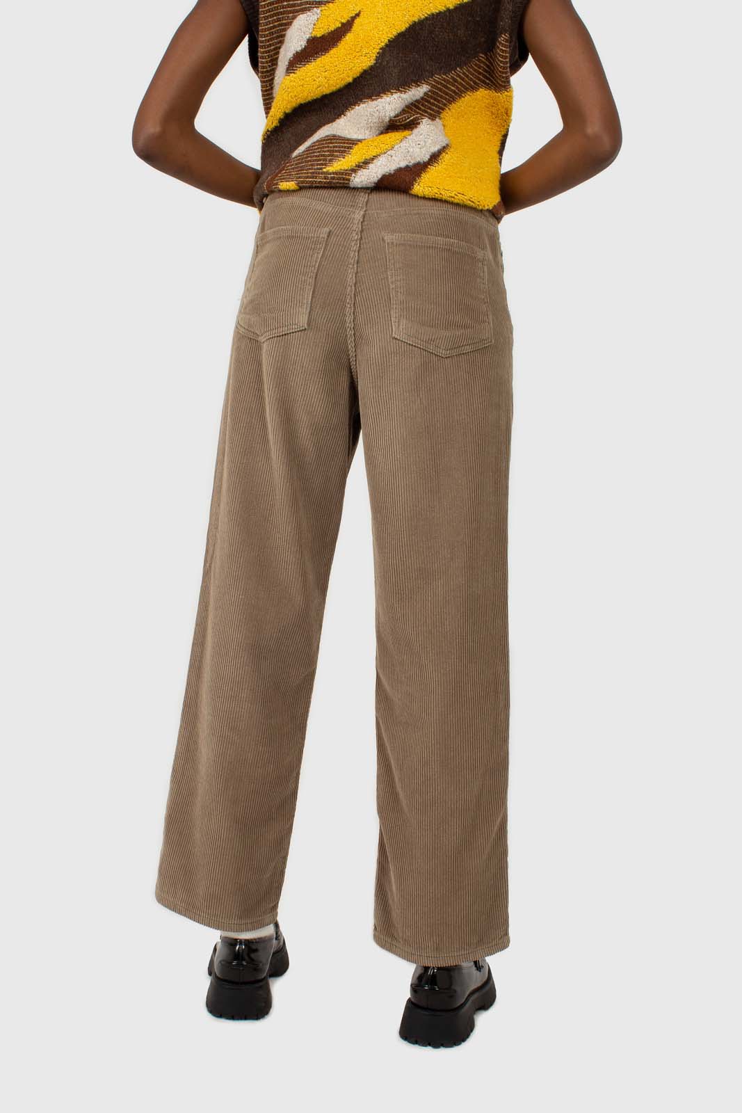Beige corduroy loose fit trousers - 812