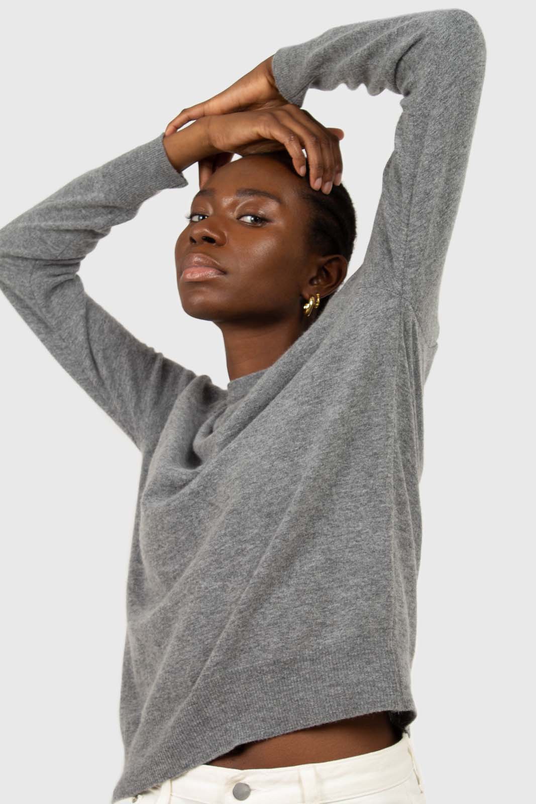 Grey cashmere blend crew neck knit top