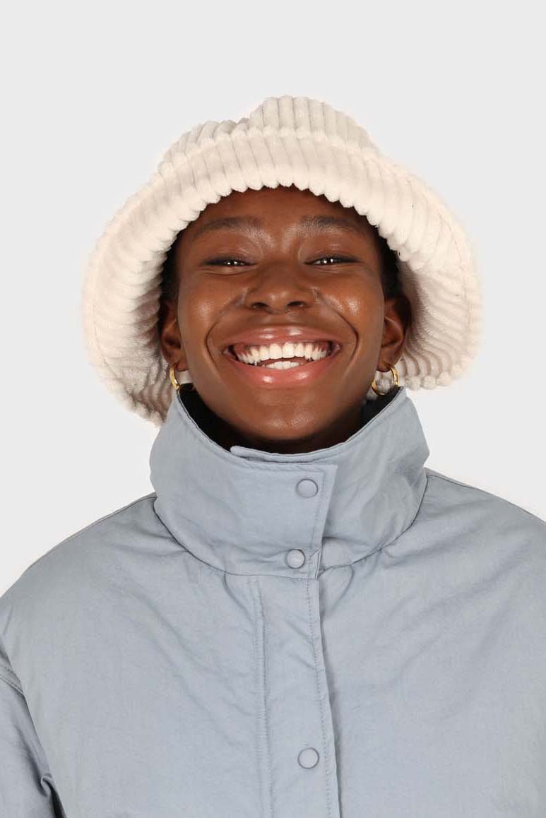 Ivory large ribbed bucket hat