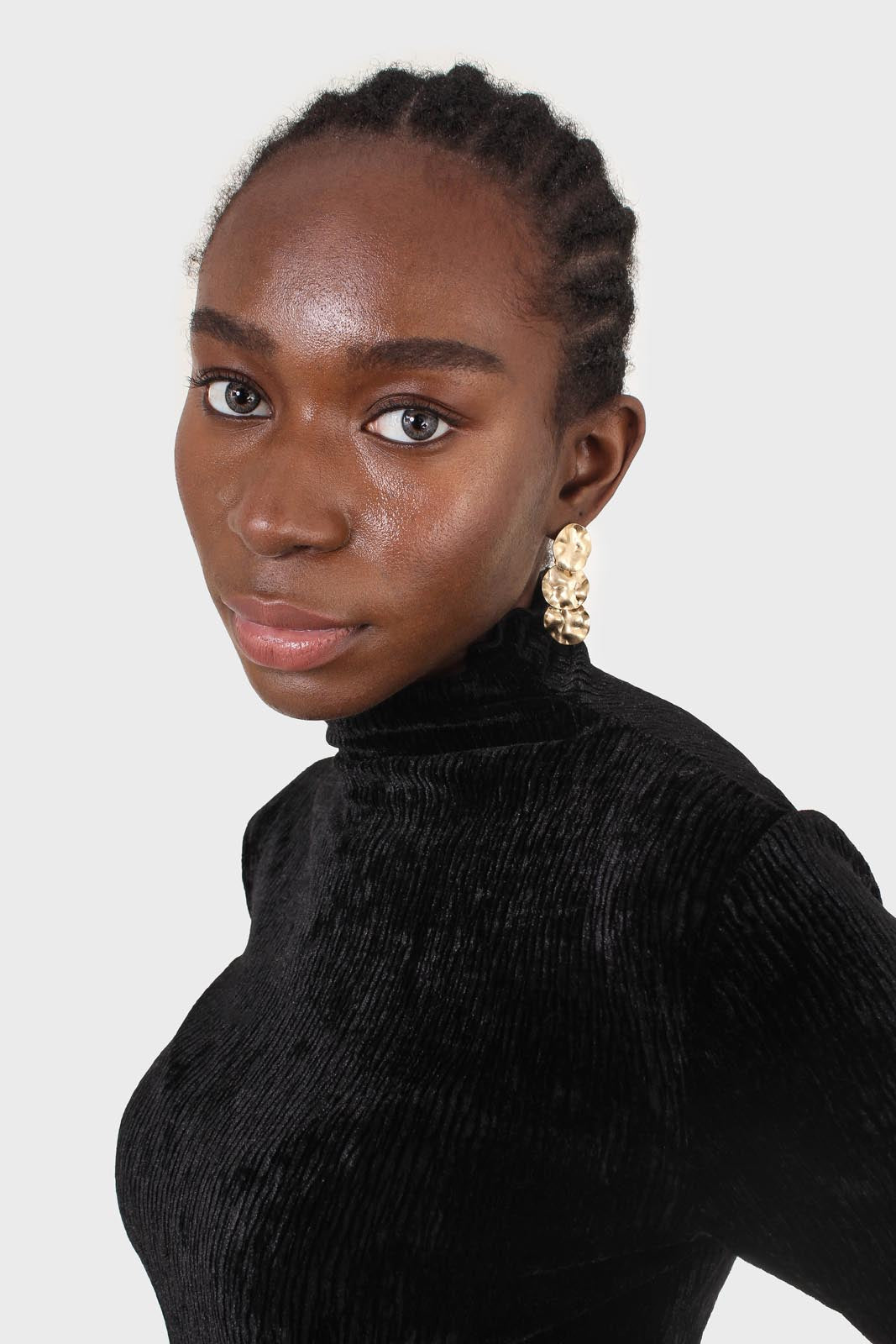 Black wrinkle velvet turtleneck top