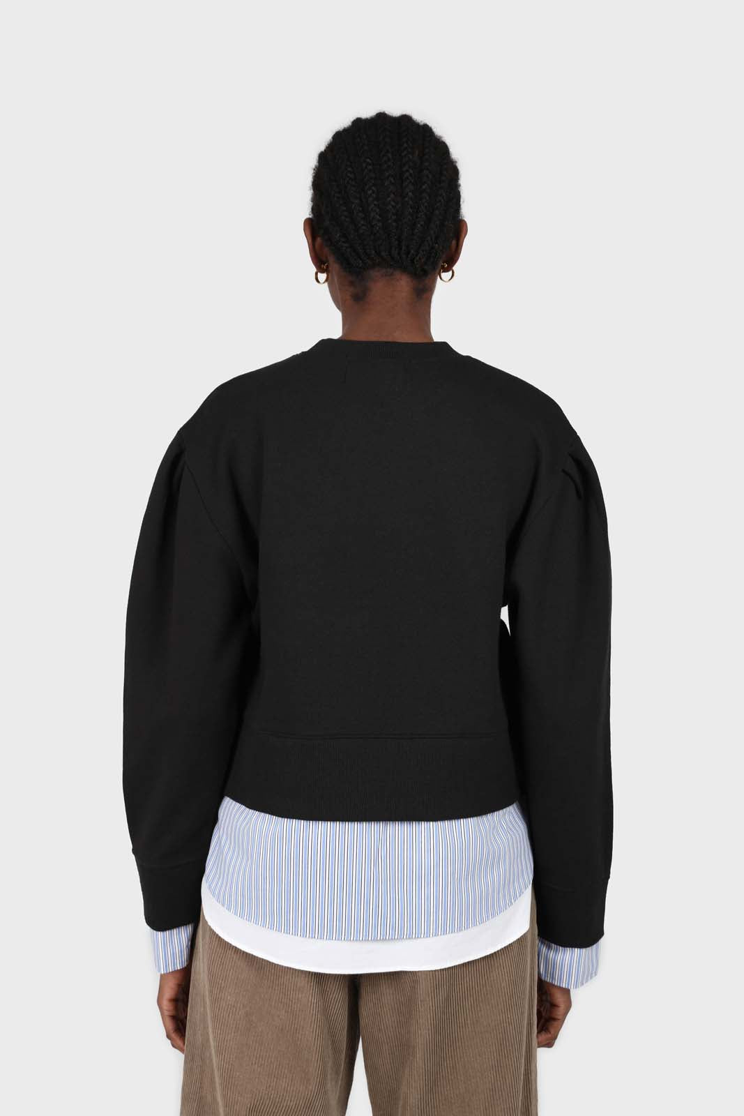 Black layered hem puff sleeved sweatshirt