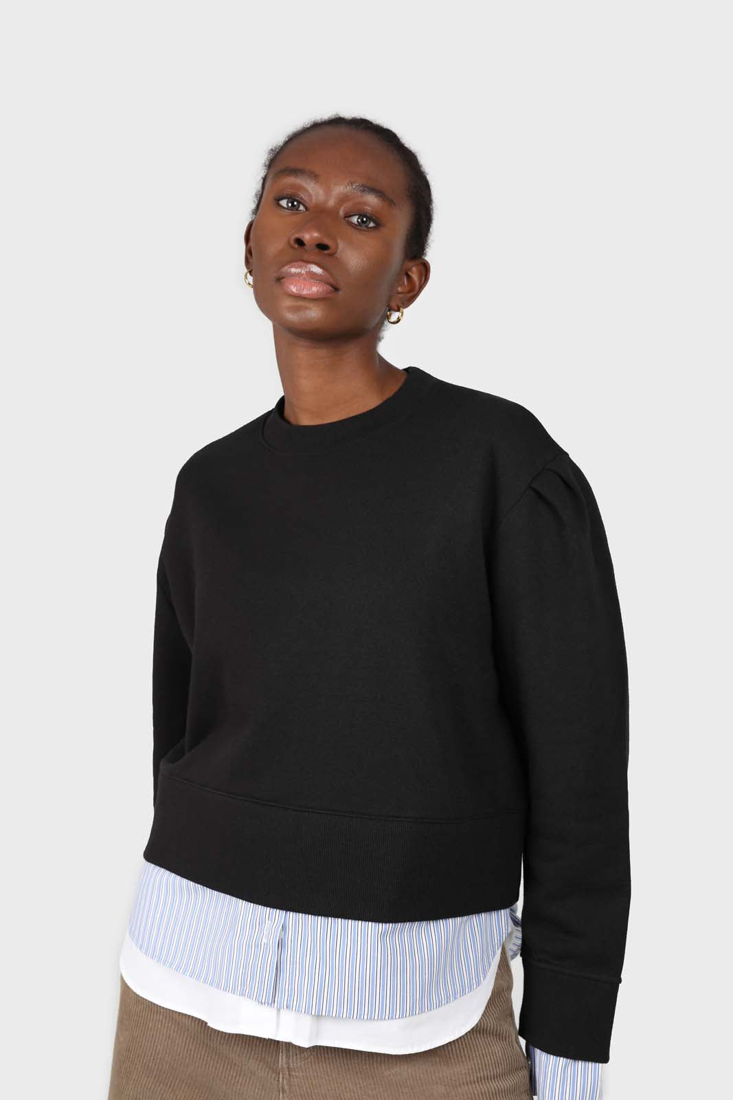 Black layered hem puff sleeved sweatshirt