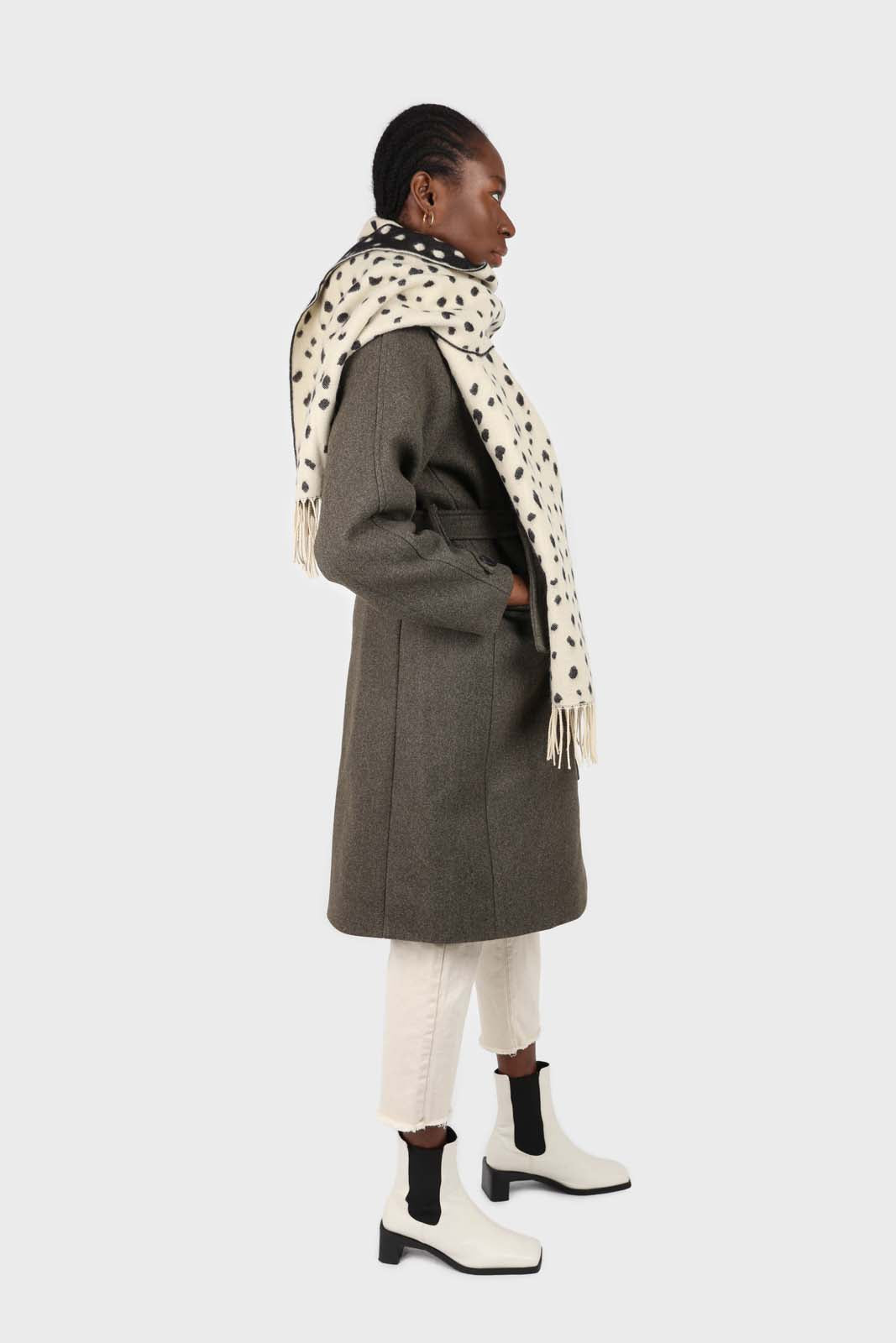 Ivory and black leopard intarsia scarf