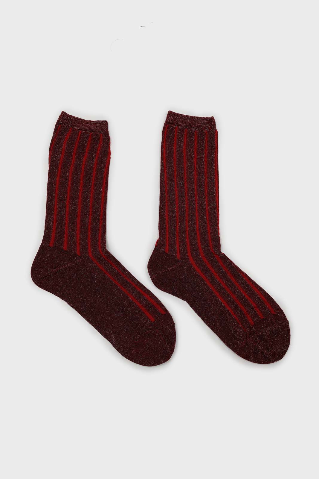 Red contrast metallic ribbed socks