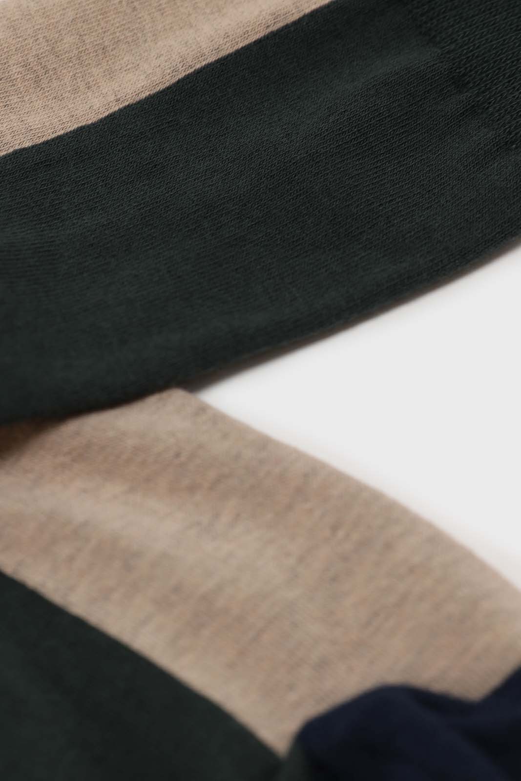 Light beige and green thick vertical strip socks