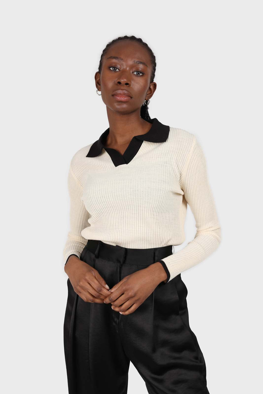 Ivory and black contrast collar knit top
