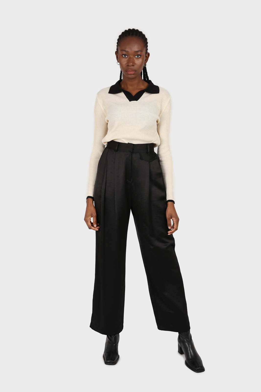 Ivory and black contrast collar knit top