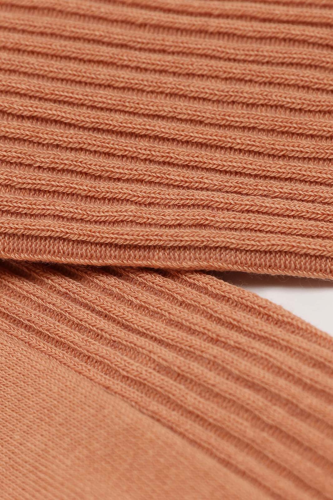 Peach long ribbed socks