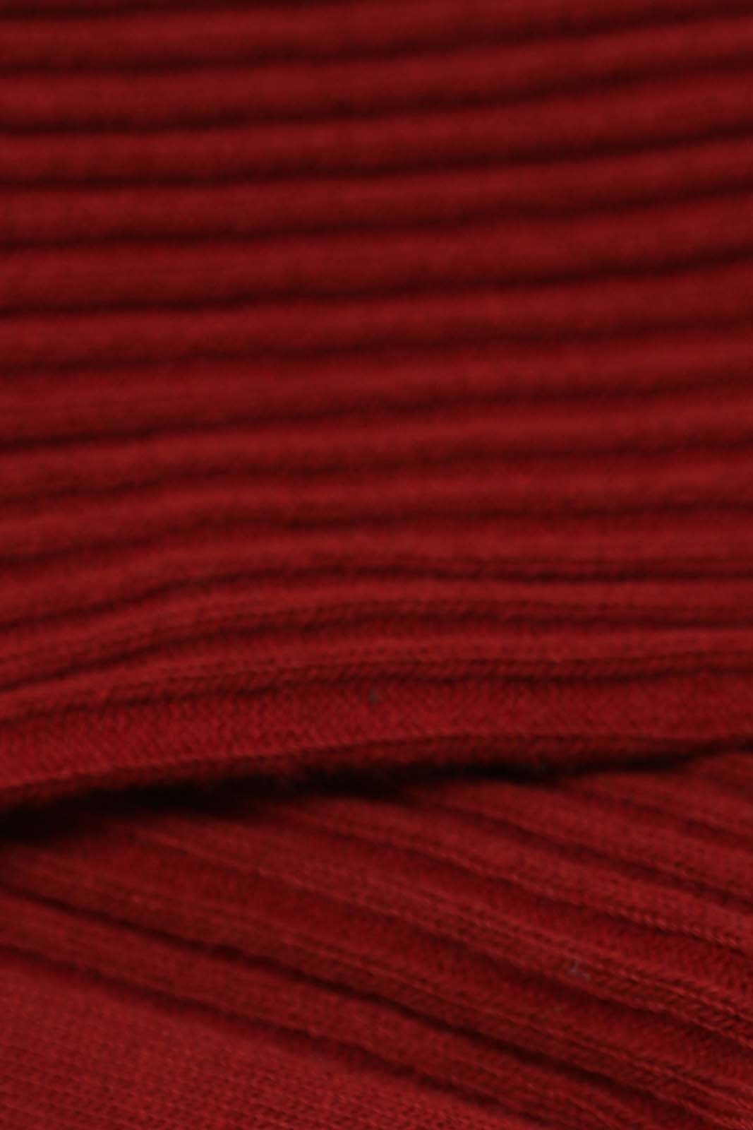 Burgundy long ribbed socks