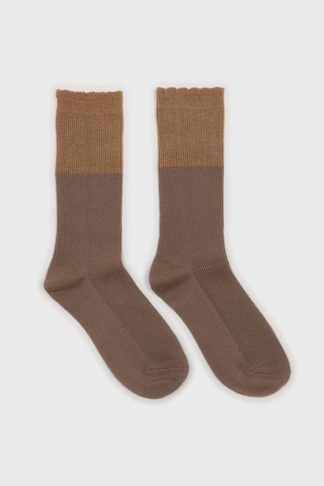 Cocoa and beige colorblock long socks