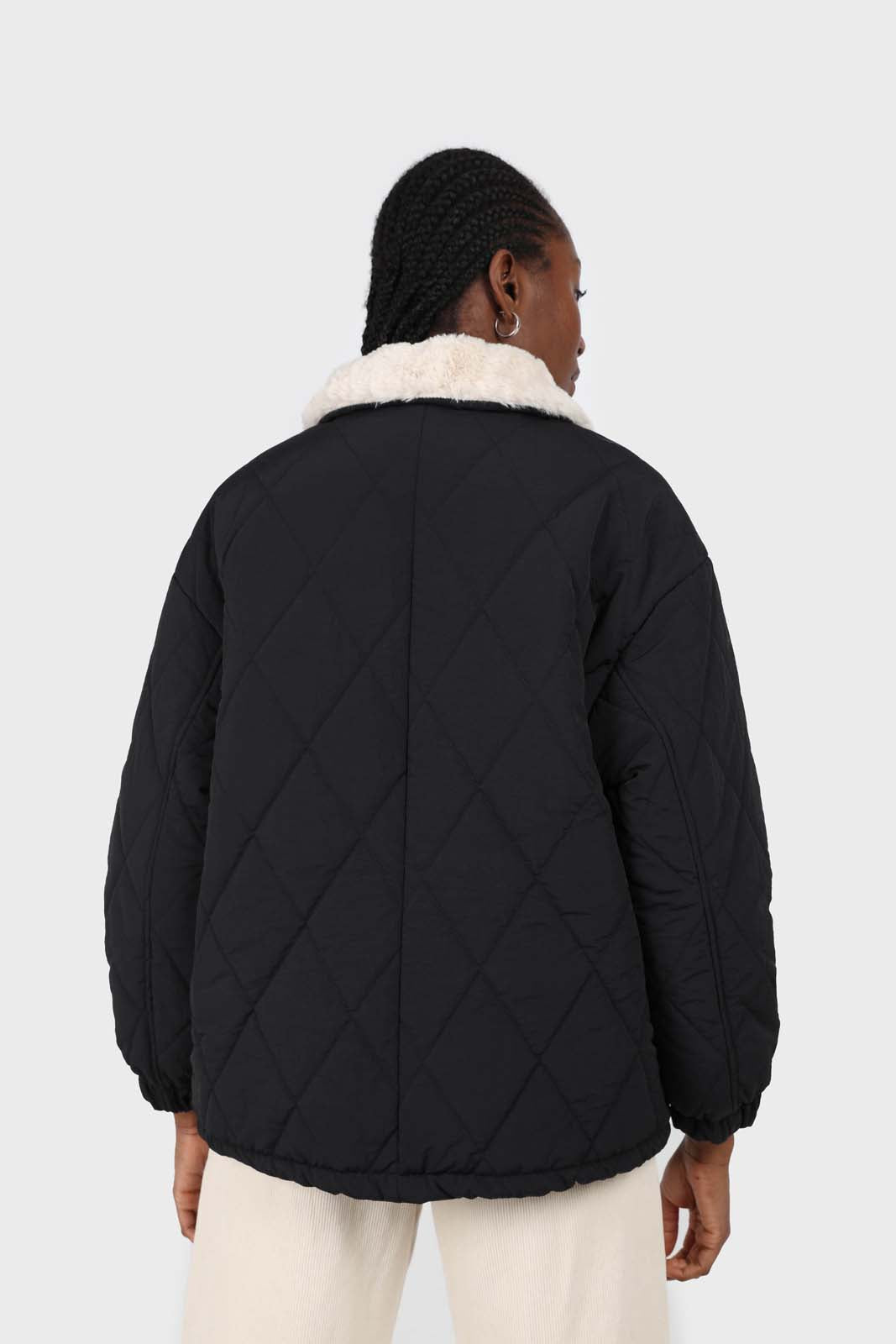 Black and ivory fuzzy pointed collar quilted jacket