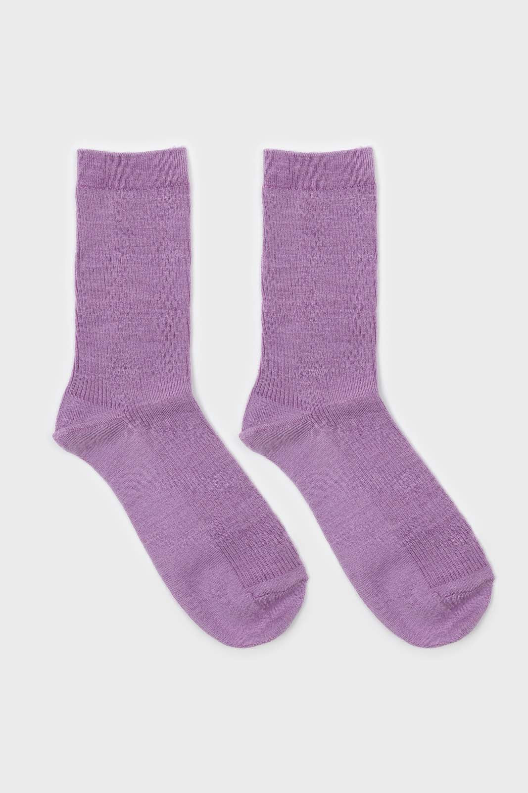 Lilac merino wool socks