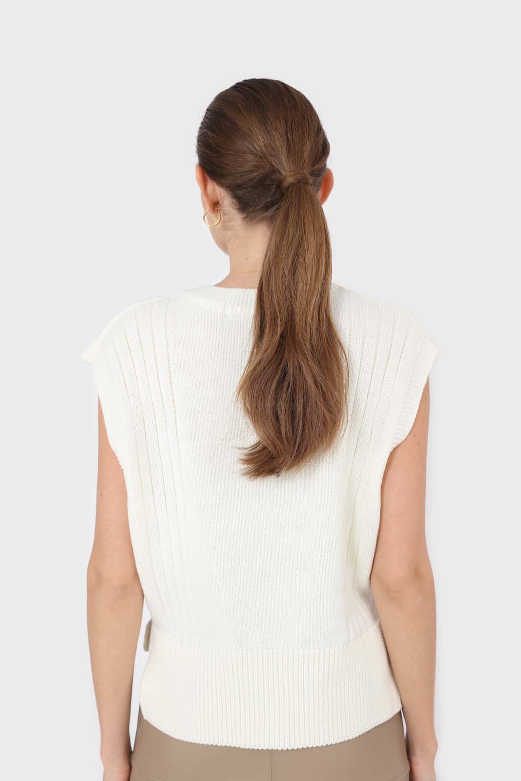 Ivory hi-low hem knit vest