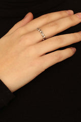 Silver mini hearts ring