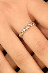 Silver mini hearts ring