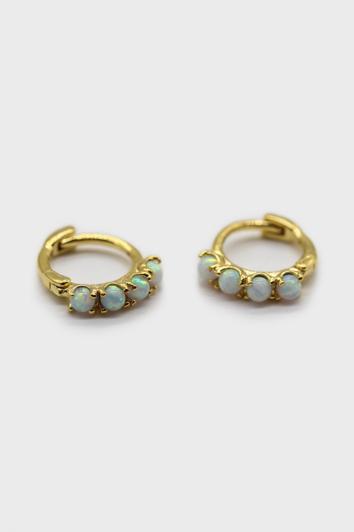 Gold iridescent huggie hoop earrings - 7mm