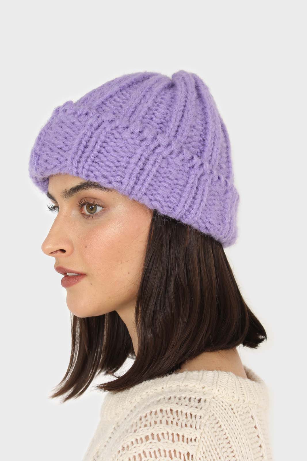 Lilac large ribbed wool beanie hat