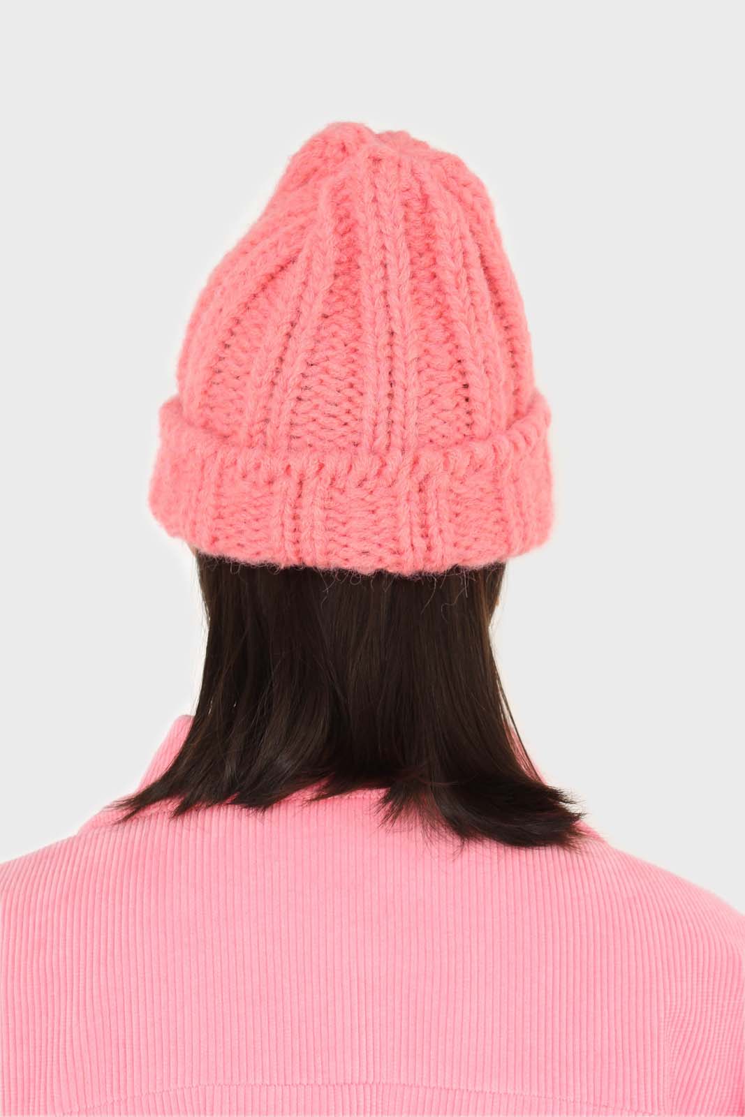Pink large ribbed wool beanie hat