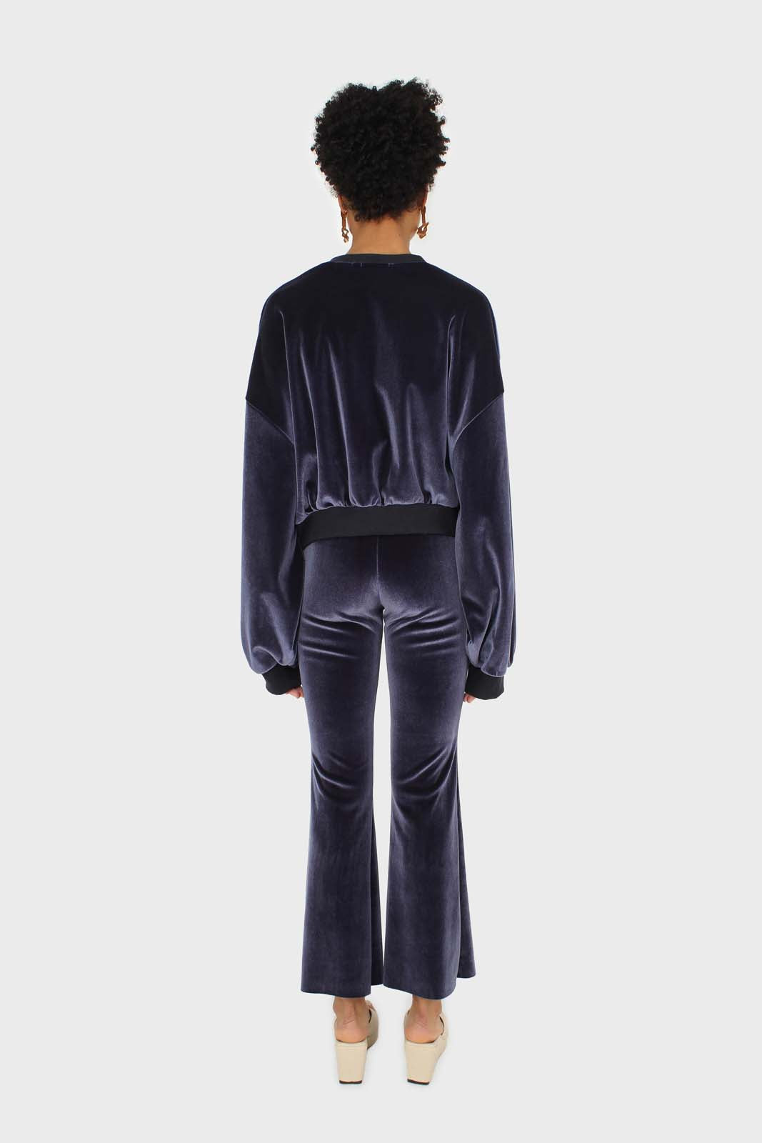 Navy smooth velvet balloon sleeve sweatshirt