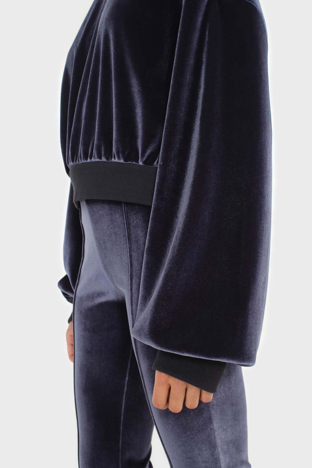 Navy smooth velvet balloon sleeve sweatshirt