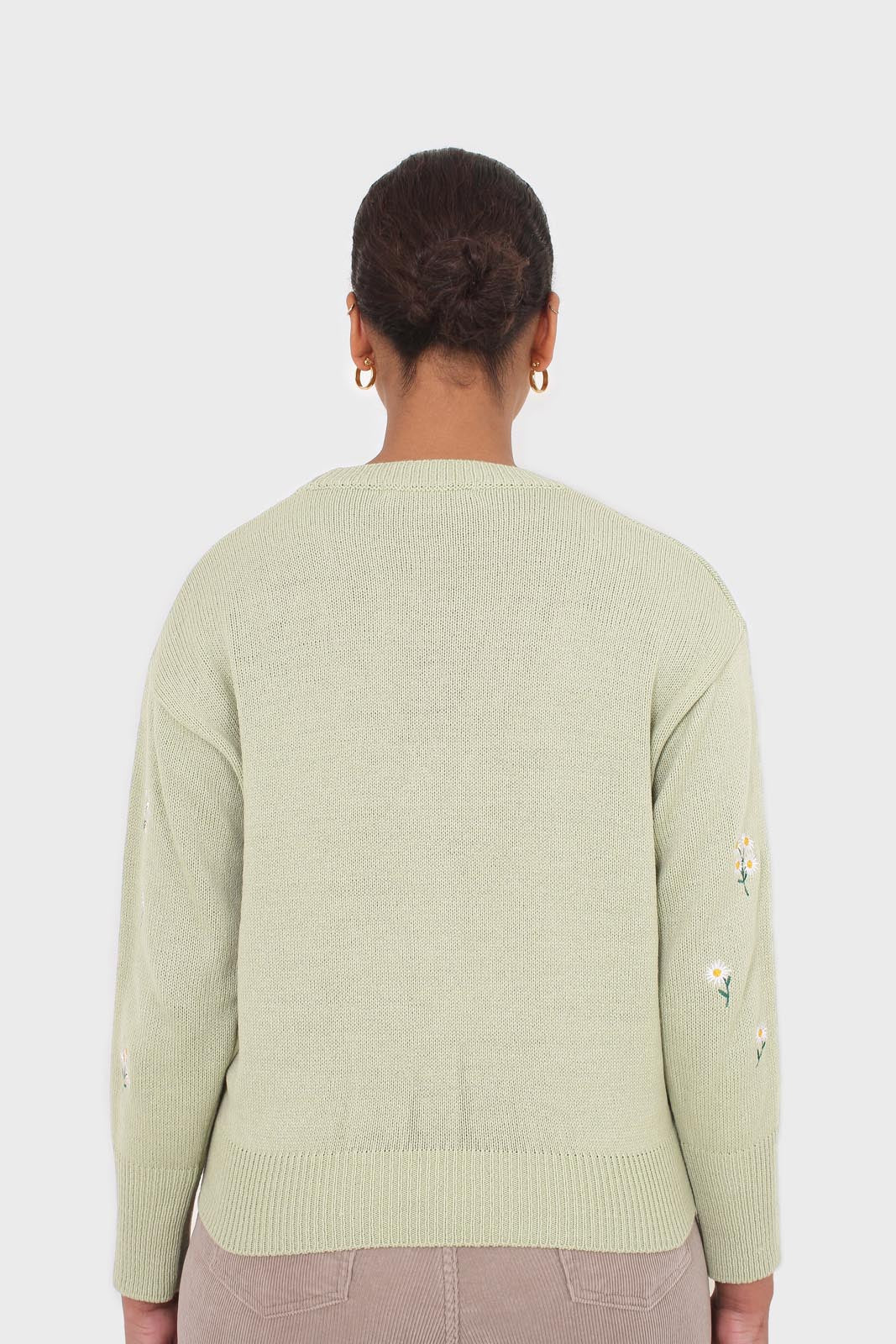 Green embroidered daisies cardigan