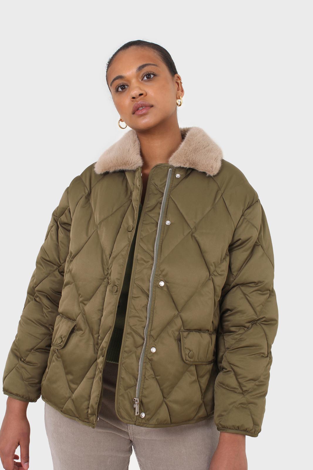 Khaki faux fur collar diamond puffer jacket